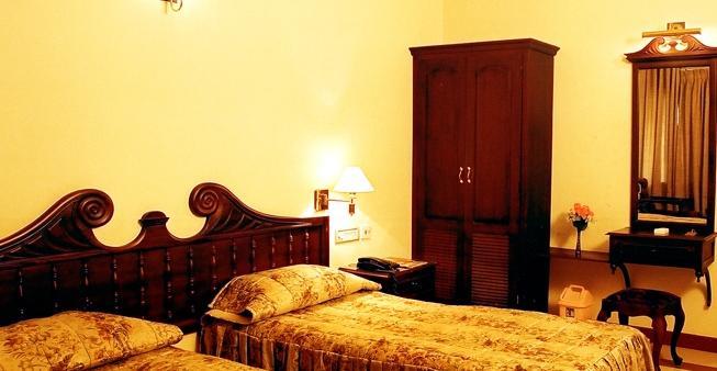 Alleppey Prince Hotel Alappuzha Exterior foto