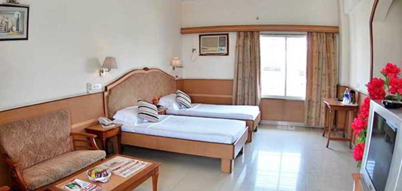 Alleppey Prince Hotel Alappuzha Exterior foto